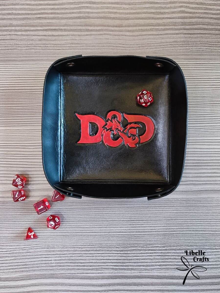   Dungeons and Dragons kockadob tlca (teljes szimblum)